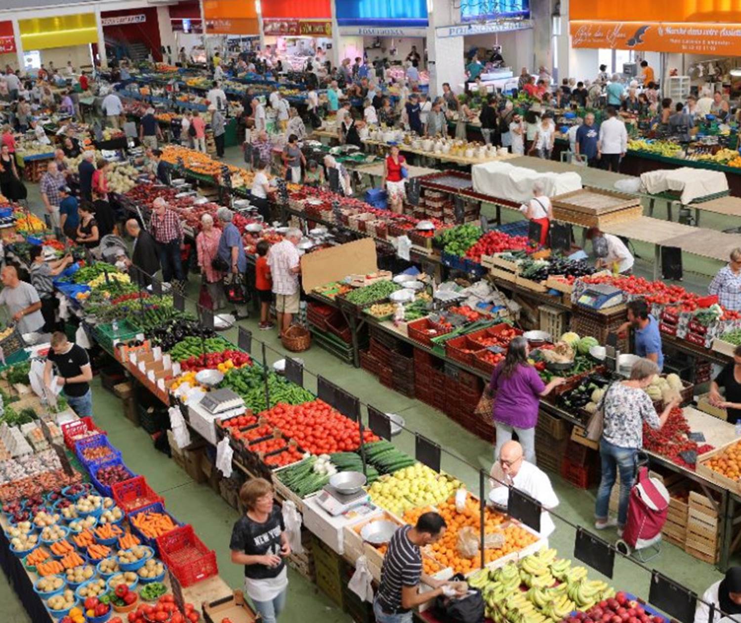 Le marché couvert de Villefranche