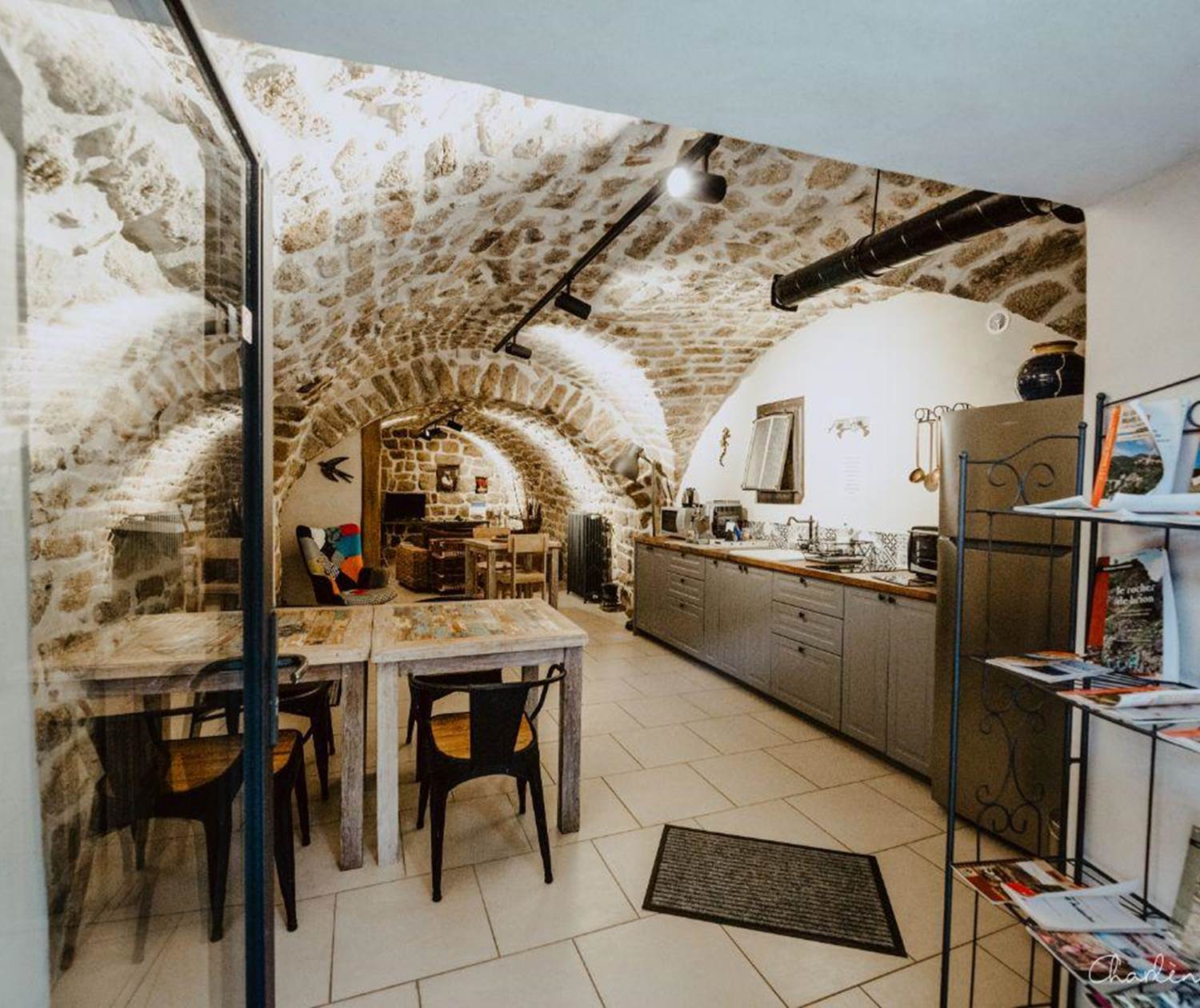 La Calade Espace commun Chirols Ardèche