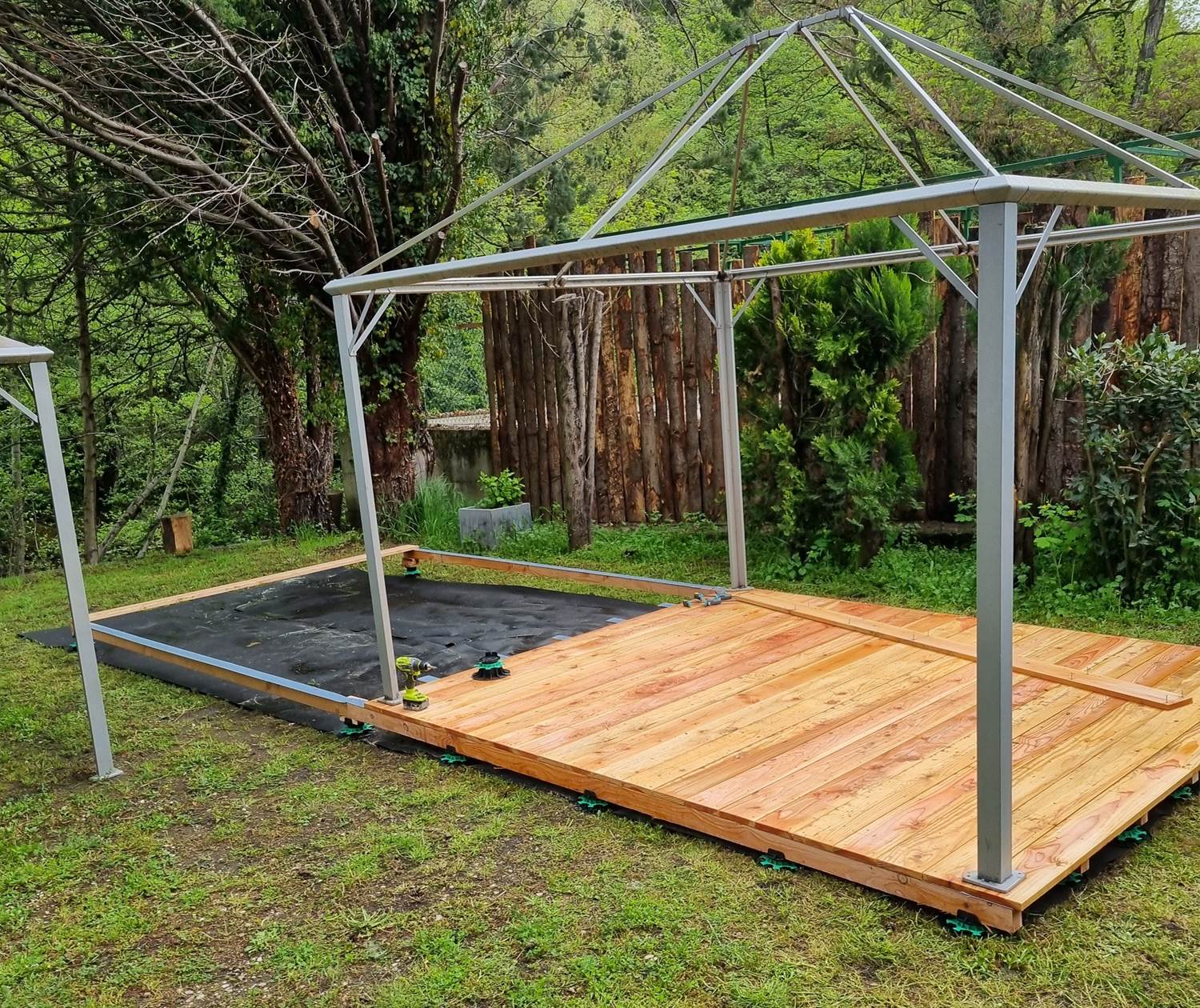 Les térrasse au Camping L'Orée Des Cévennes