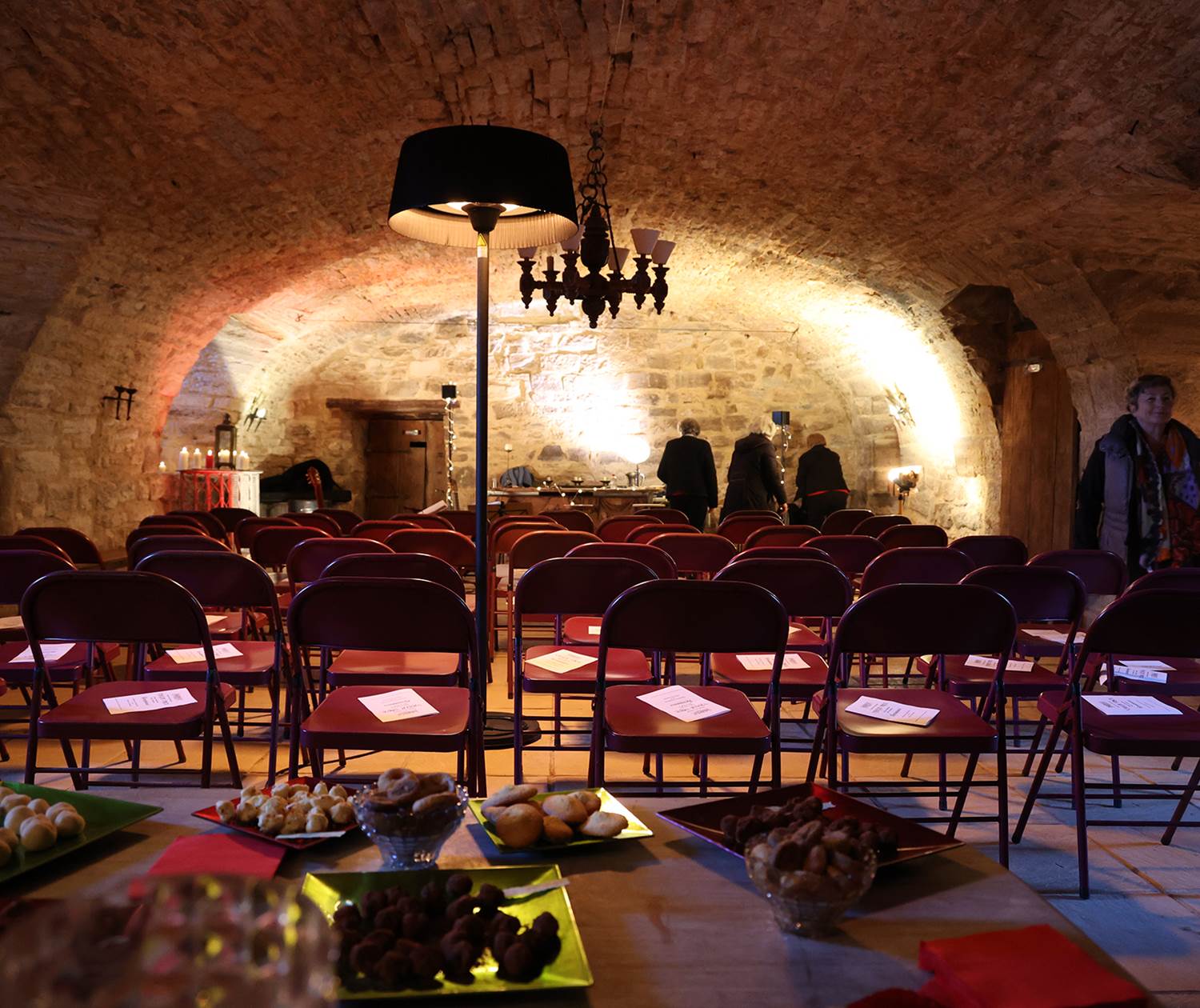 chateau-saint-chamarand-evenements-expositio-animation-lot-salle-voutee