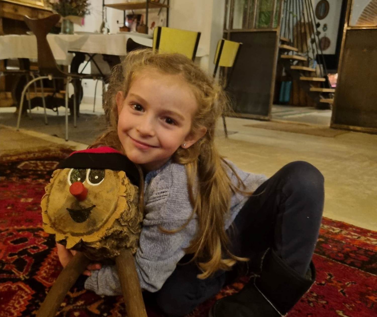 Petite voyageuse & Caga Tio !