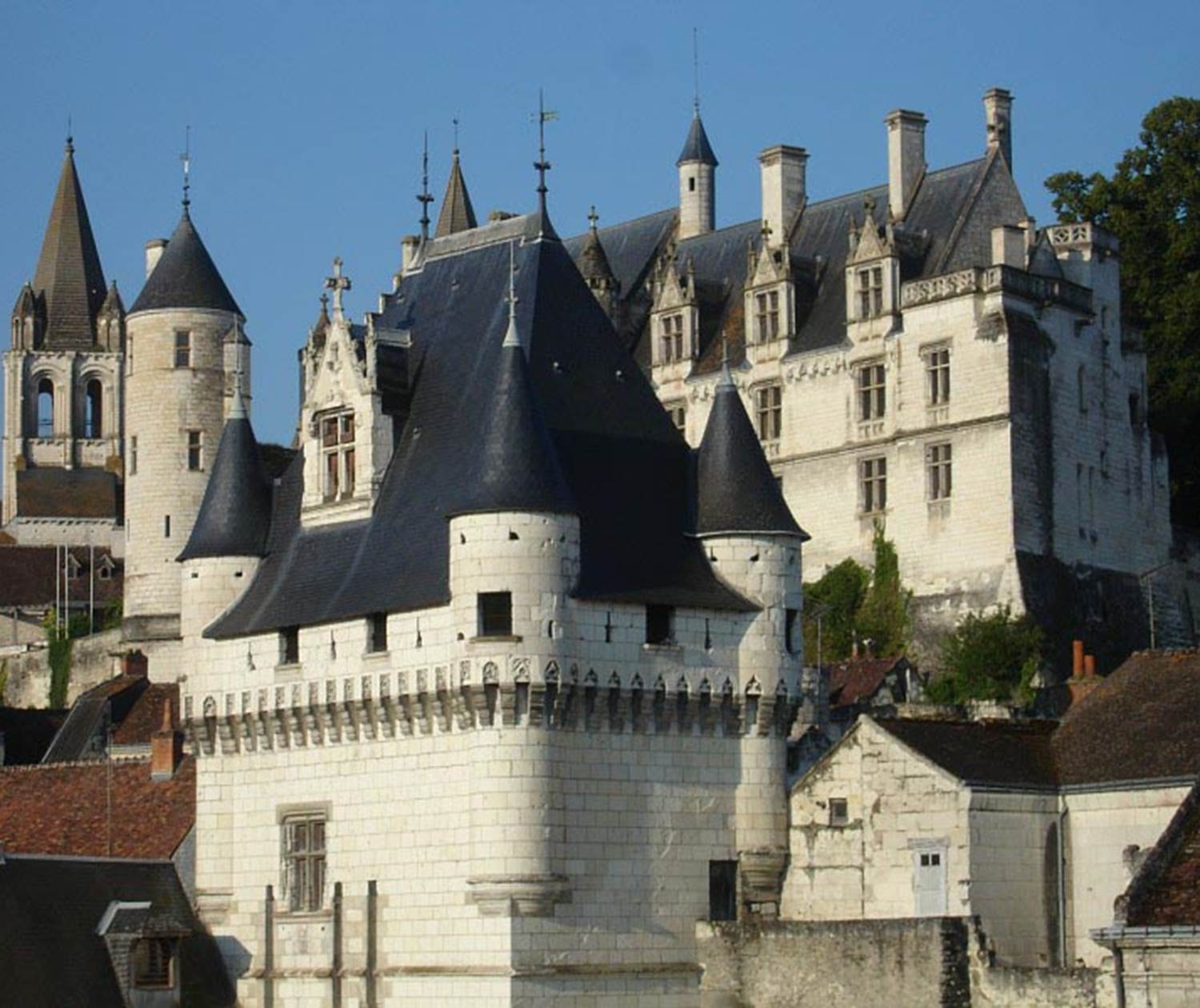 Loches