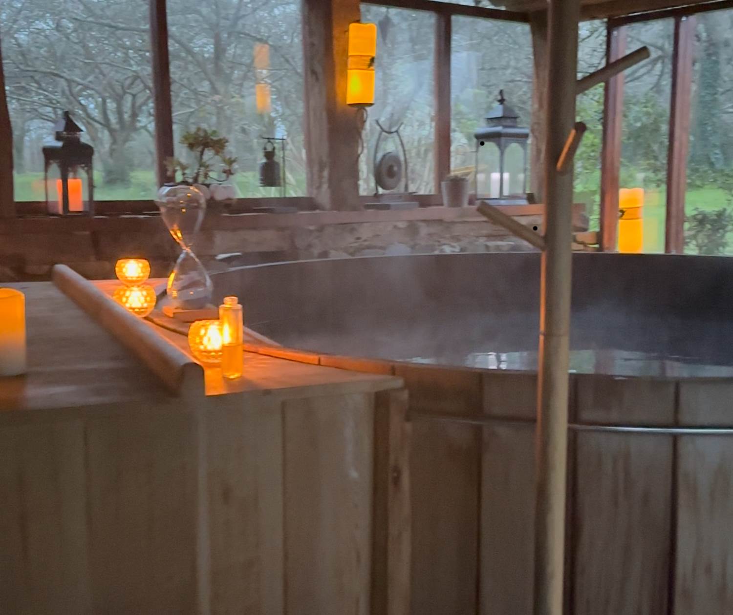 pur moment de bien-être dans le bain OFURO