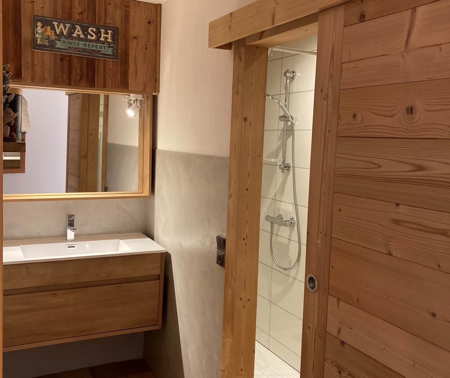 Douche rénovée rez de jardin