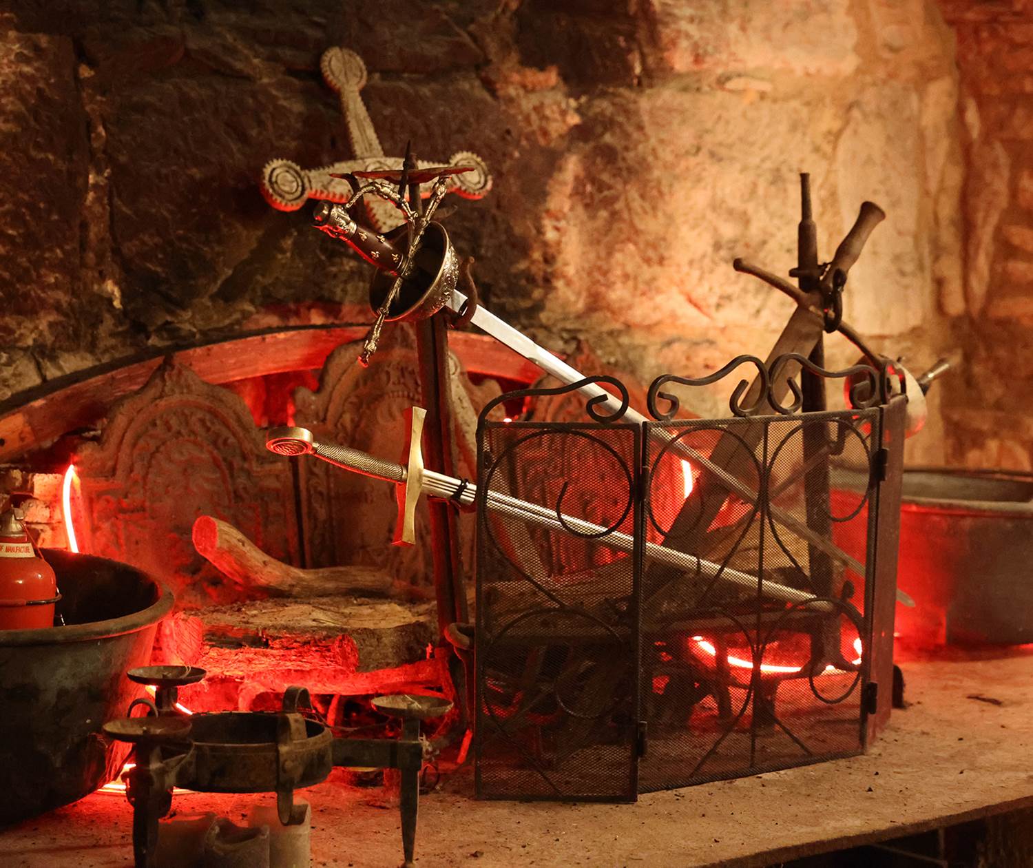 chateau-saint-chamarand-chateau-ludique-lot-murderparty-animations-jeux-fantasy-ludotheque