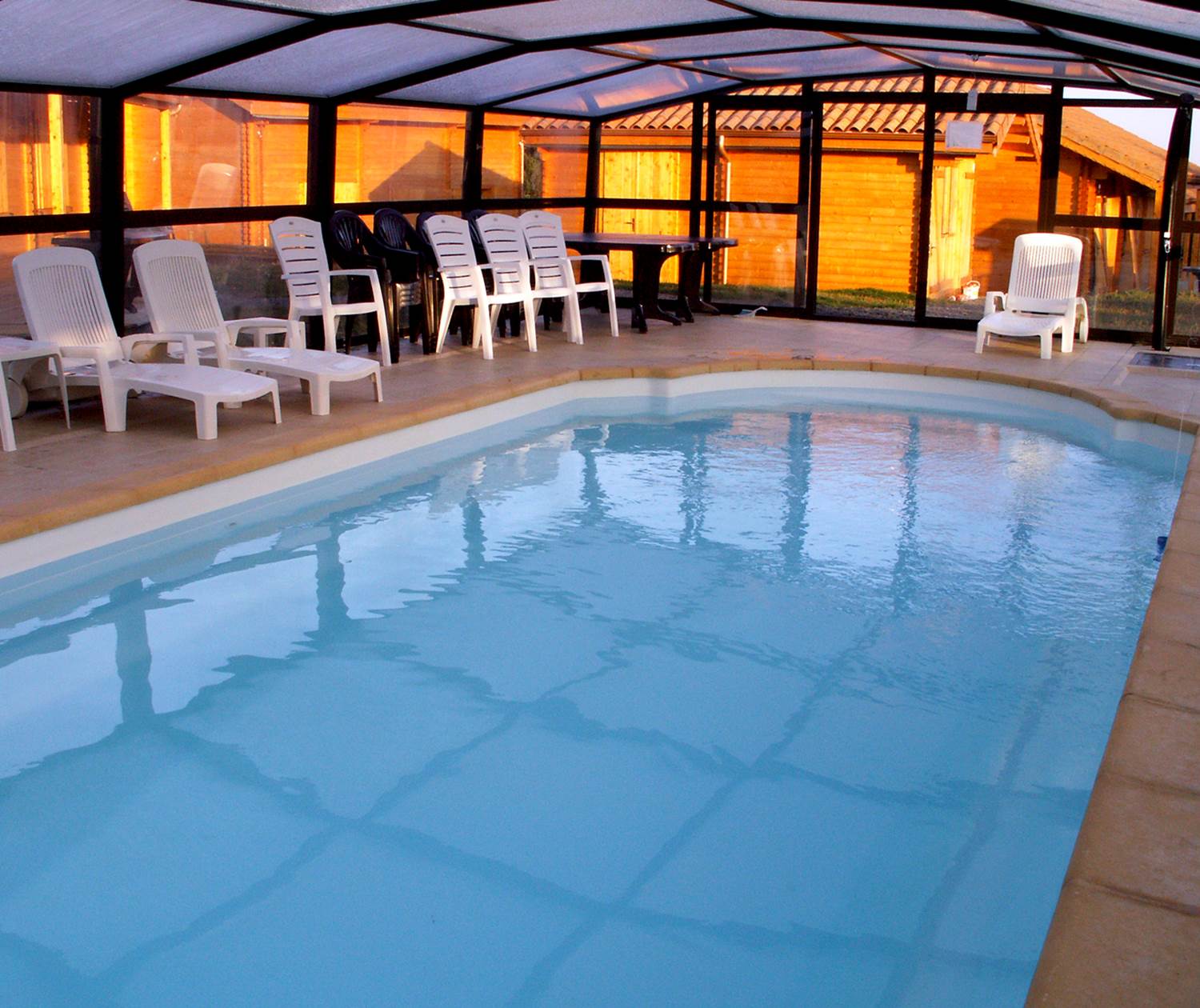 Piscine chauffée par Solarium