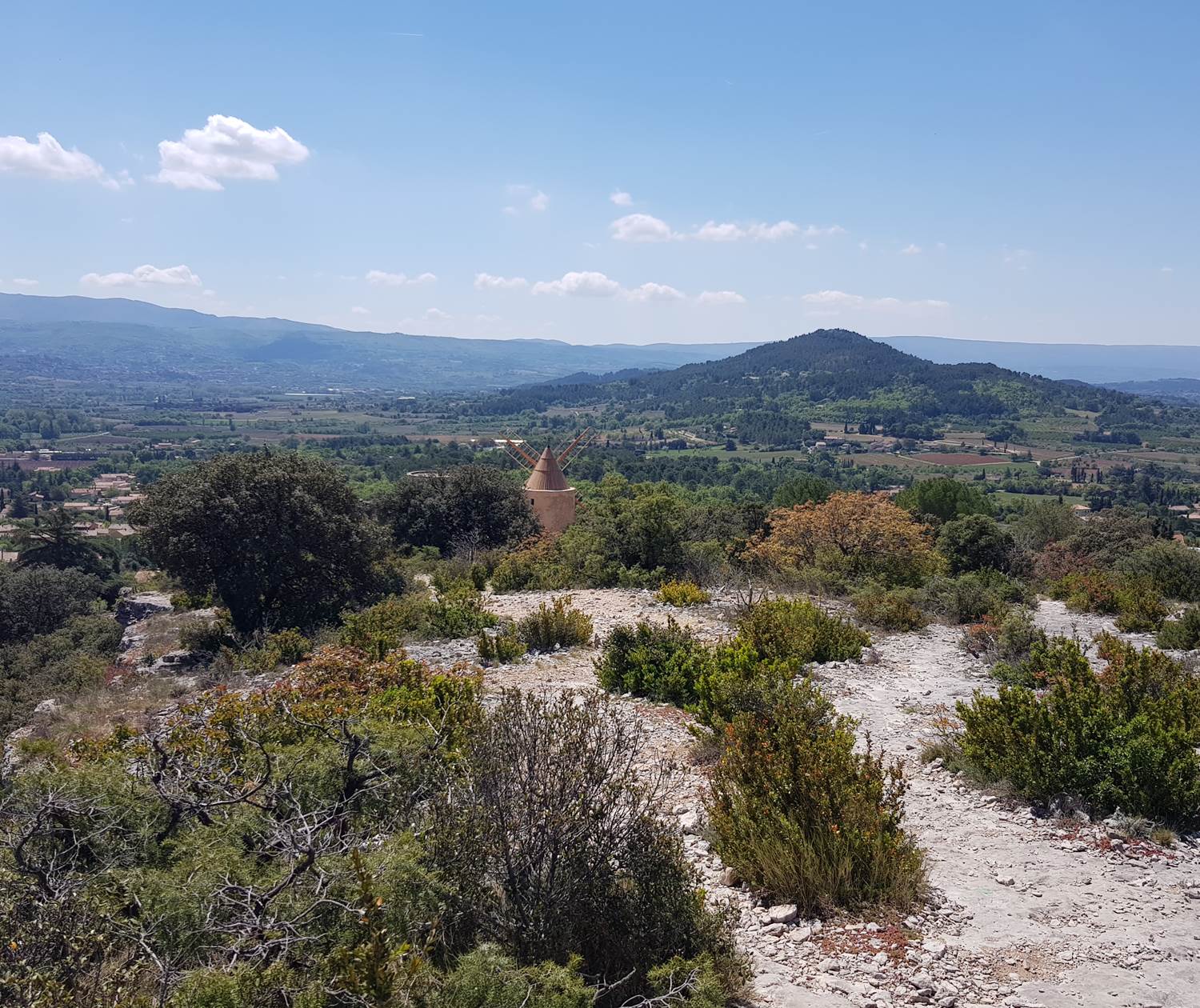 Moulin de Saint Saturnin les Apt et Perreal
