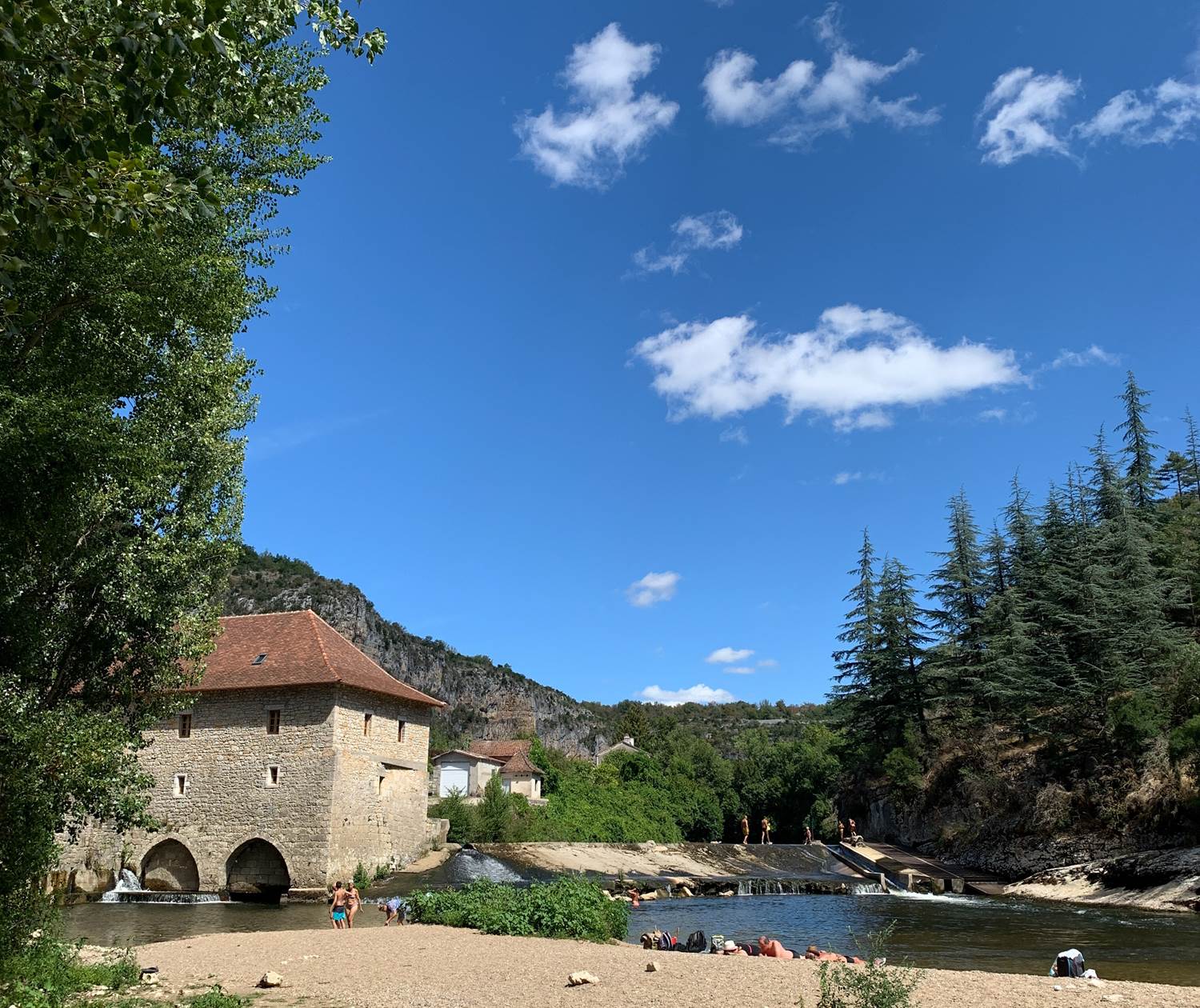 Baignade à Cabrerets Lot Tourisme - C