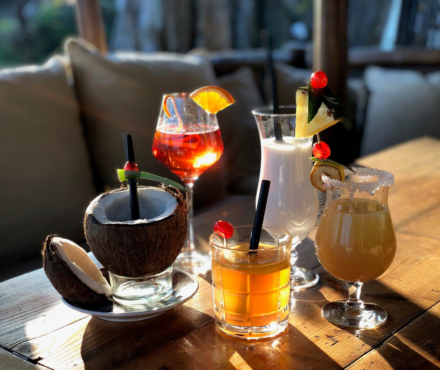 cocktails servis avec nos tapas en apéritifs dinatoires