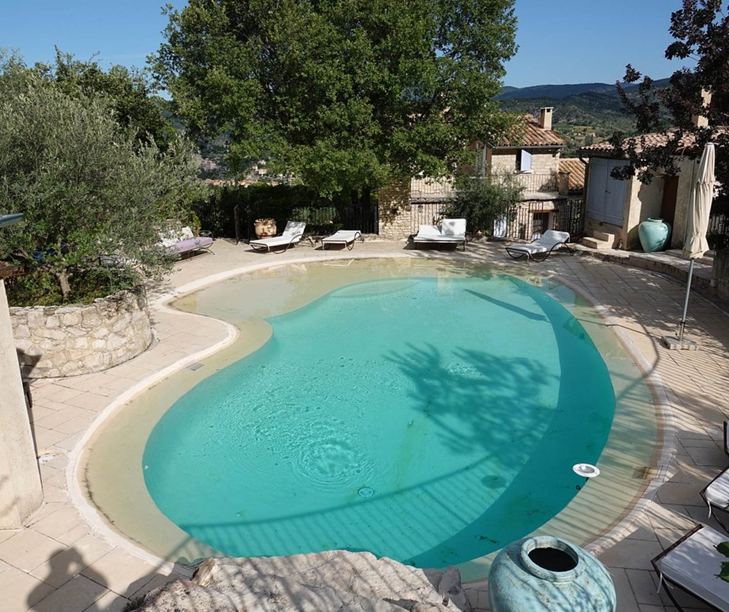 Le Deffends de Redon - piscine plein sud
