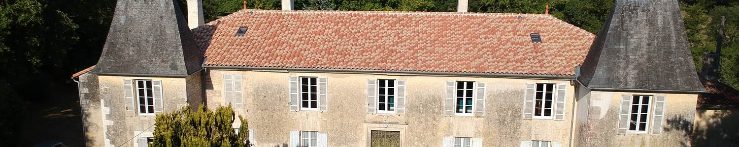 Le Château de Seugnac : le lieu magique et incontournable des évènements réussis en Charente-Maritime.