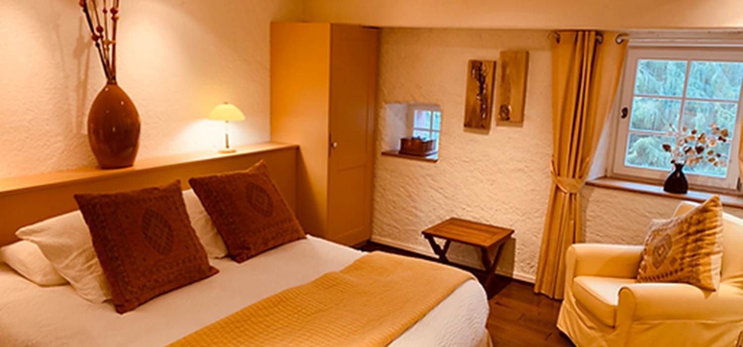 La haute-grange-chambre-cerisier
