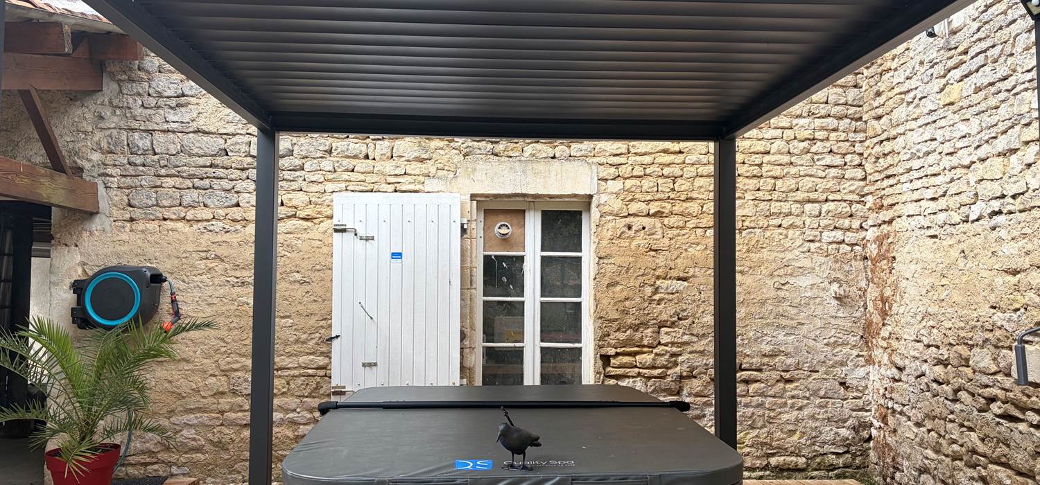 Pergola & spa