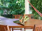 Gite-Bananier-terrasse-repas