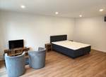 Lit 160 cm confortable et coin tv/salon/lecture
