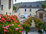La rue du moulin en été