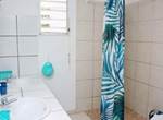 Gite-Cocotier-salle-de-bain-sainte-anne