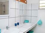 Gite-Cocotier-salle-de-bain-sainte-anne