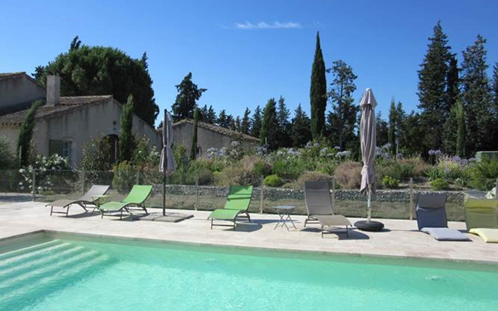 PISCINE JARDIN