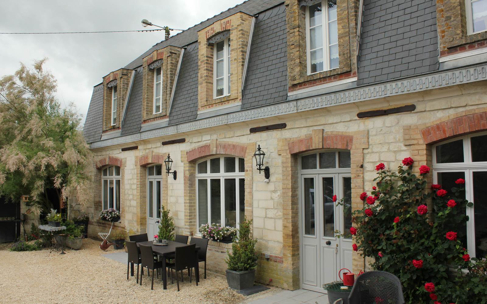 Presbytère de Sévigny vue extérieure