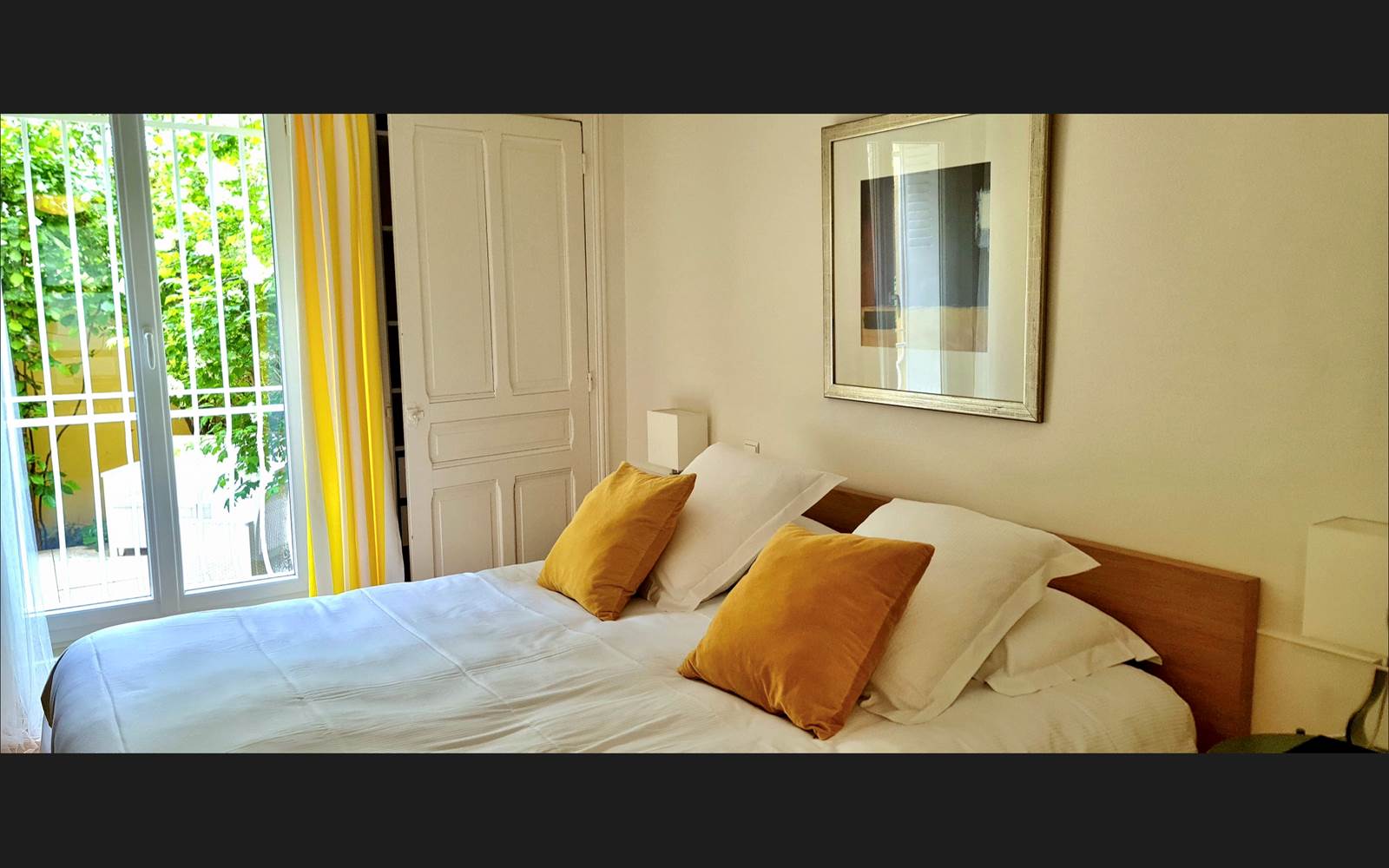 VILLA DU LAC VICHY - chambre vue sur patio