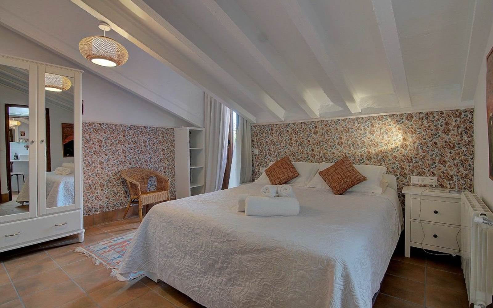 Els Llombos room