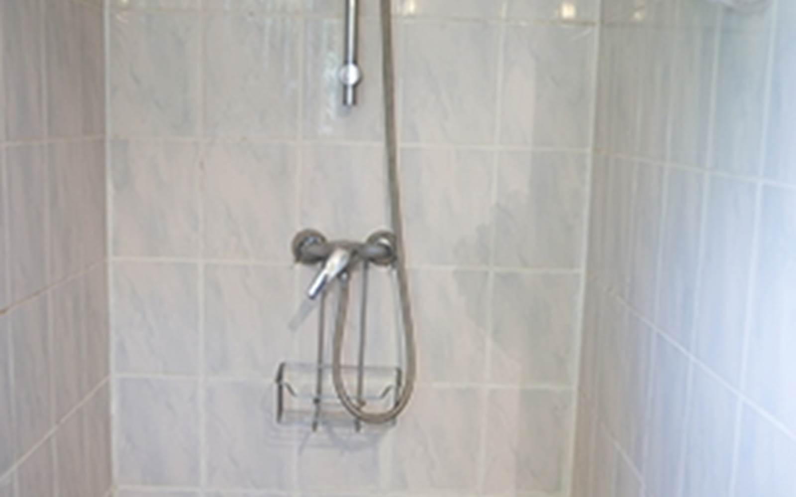 Douche à l'italienne