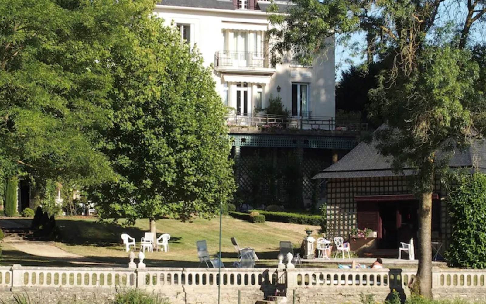 Gite de charme - Maine et Loir - Maison spacieuse - années 30