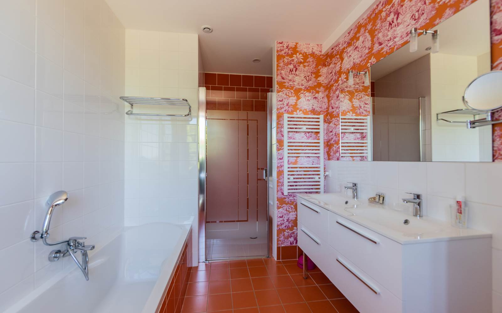 salle-de-bain-1-baignoire-gite-domme