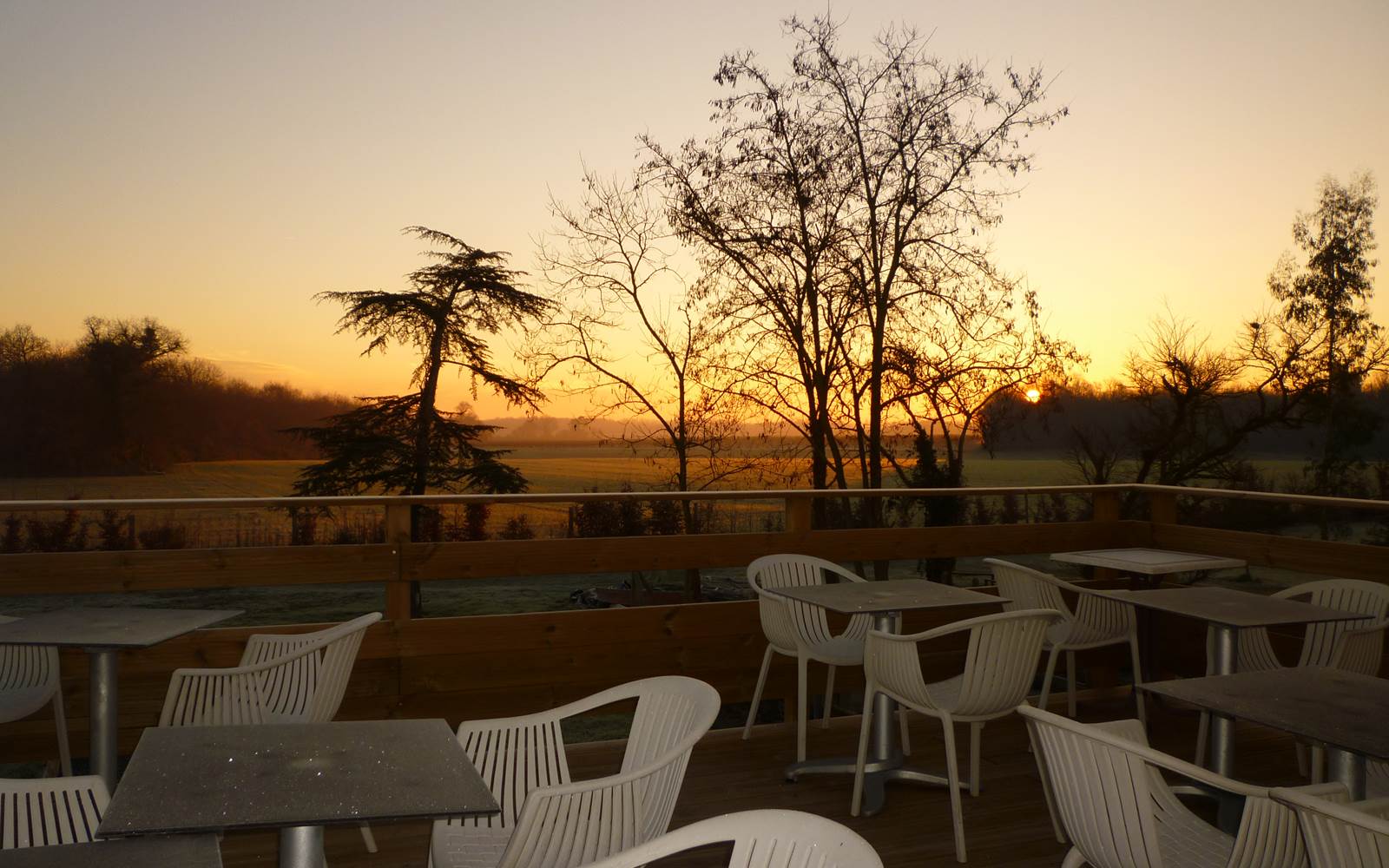Lever de soleil depuis la terrasse panoramique