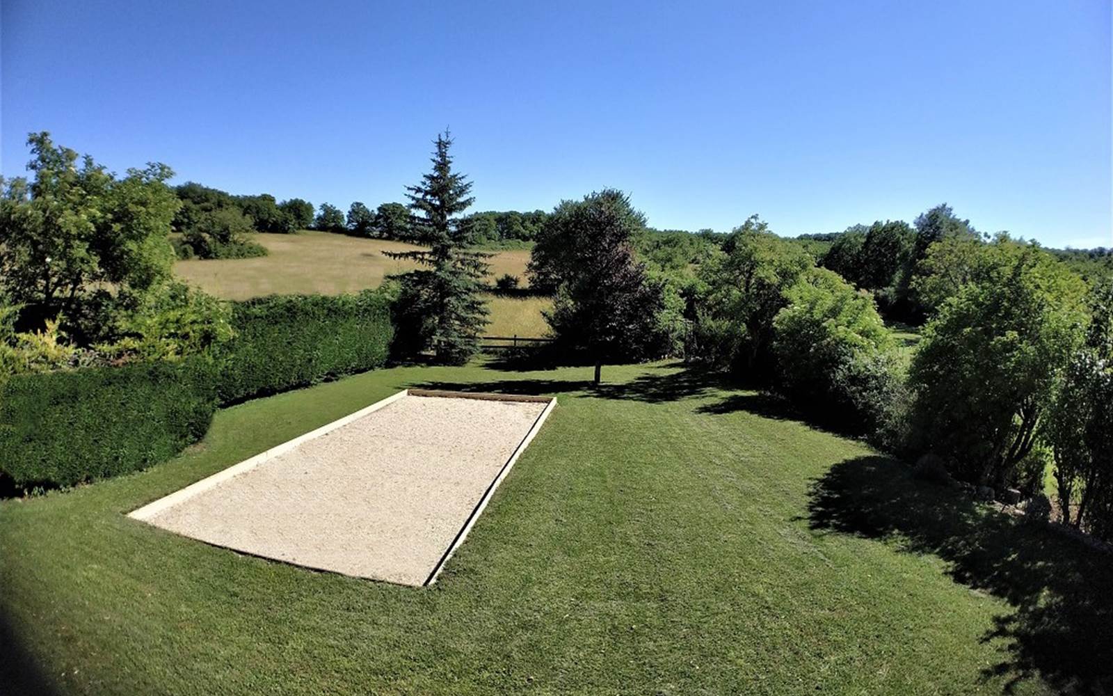 Maison Les Chandelles, Terrain de Pétanque