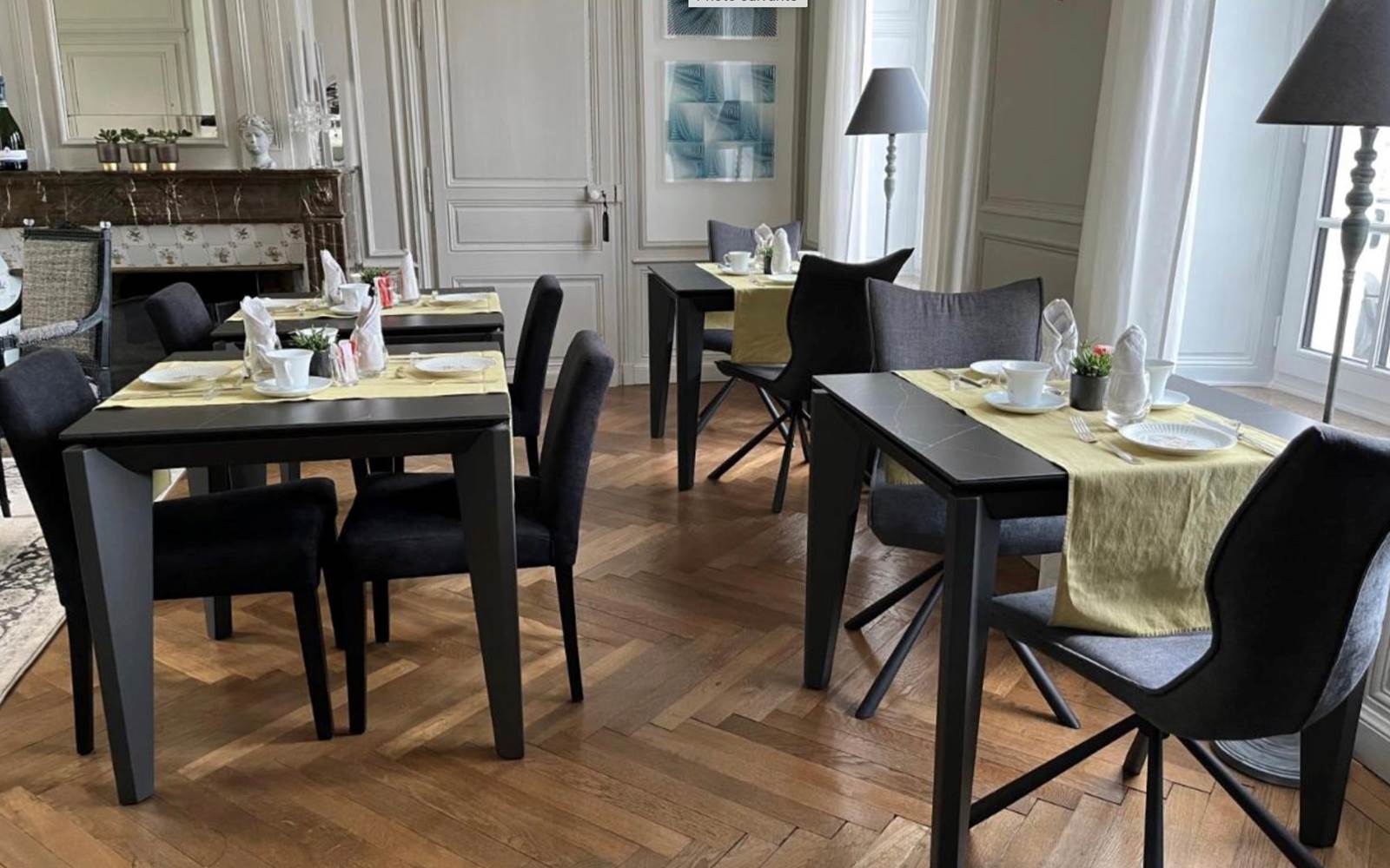 Salle petit déjeuner