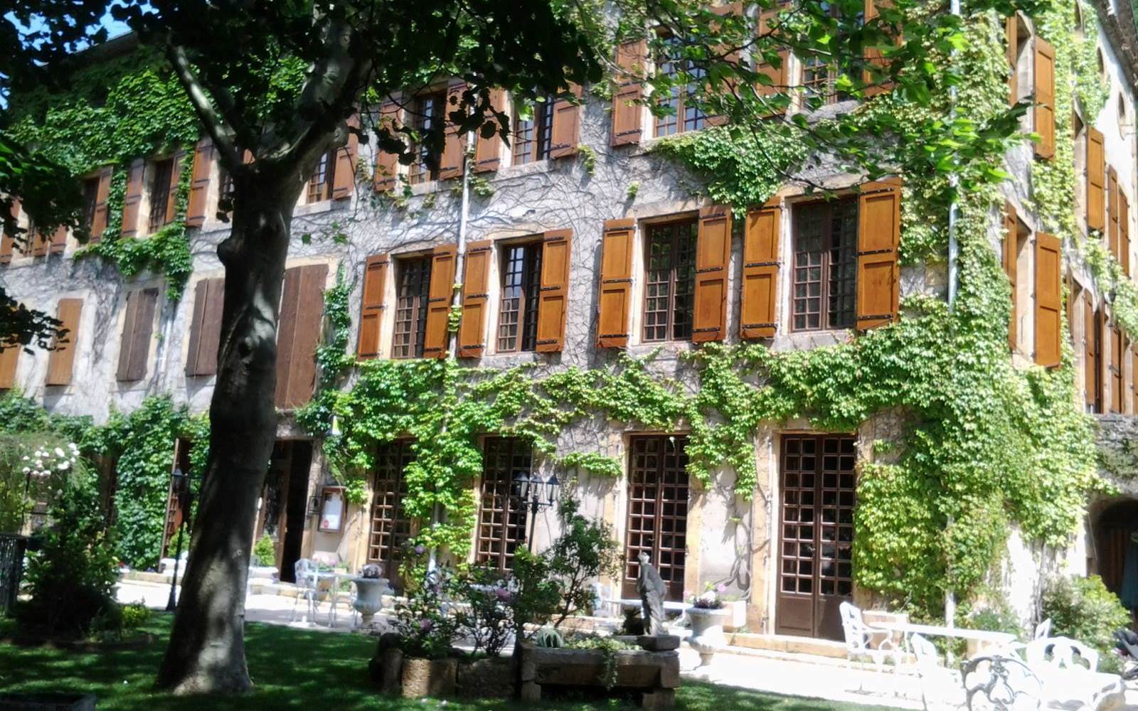 Hostellerie du grand duc ext 8