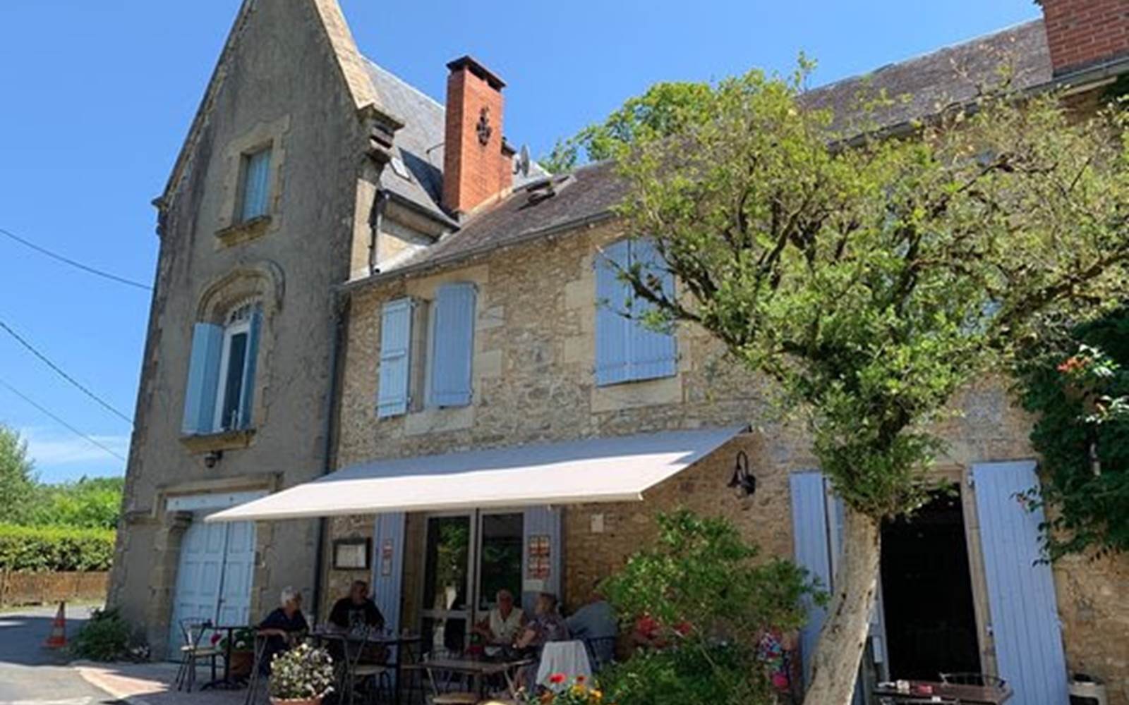 "Le Clos du Moulin", Village de Gîtes en Périgord : le restaurant bar
