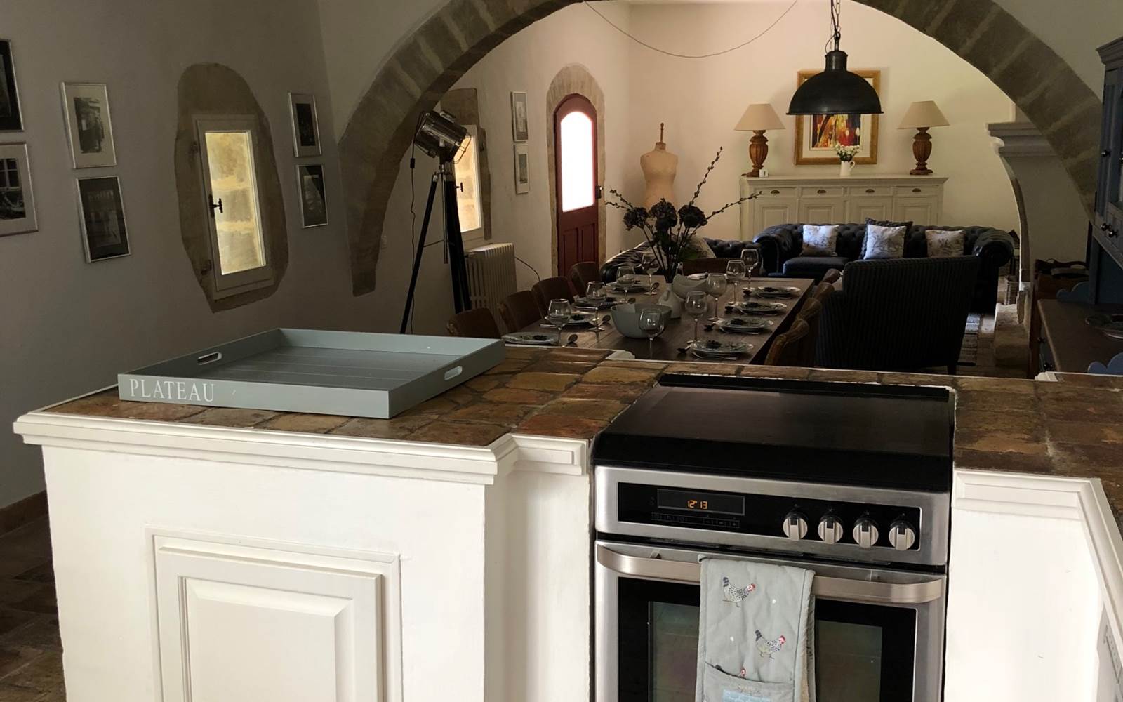 Gite-Kitchen-Lounge-6
