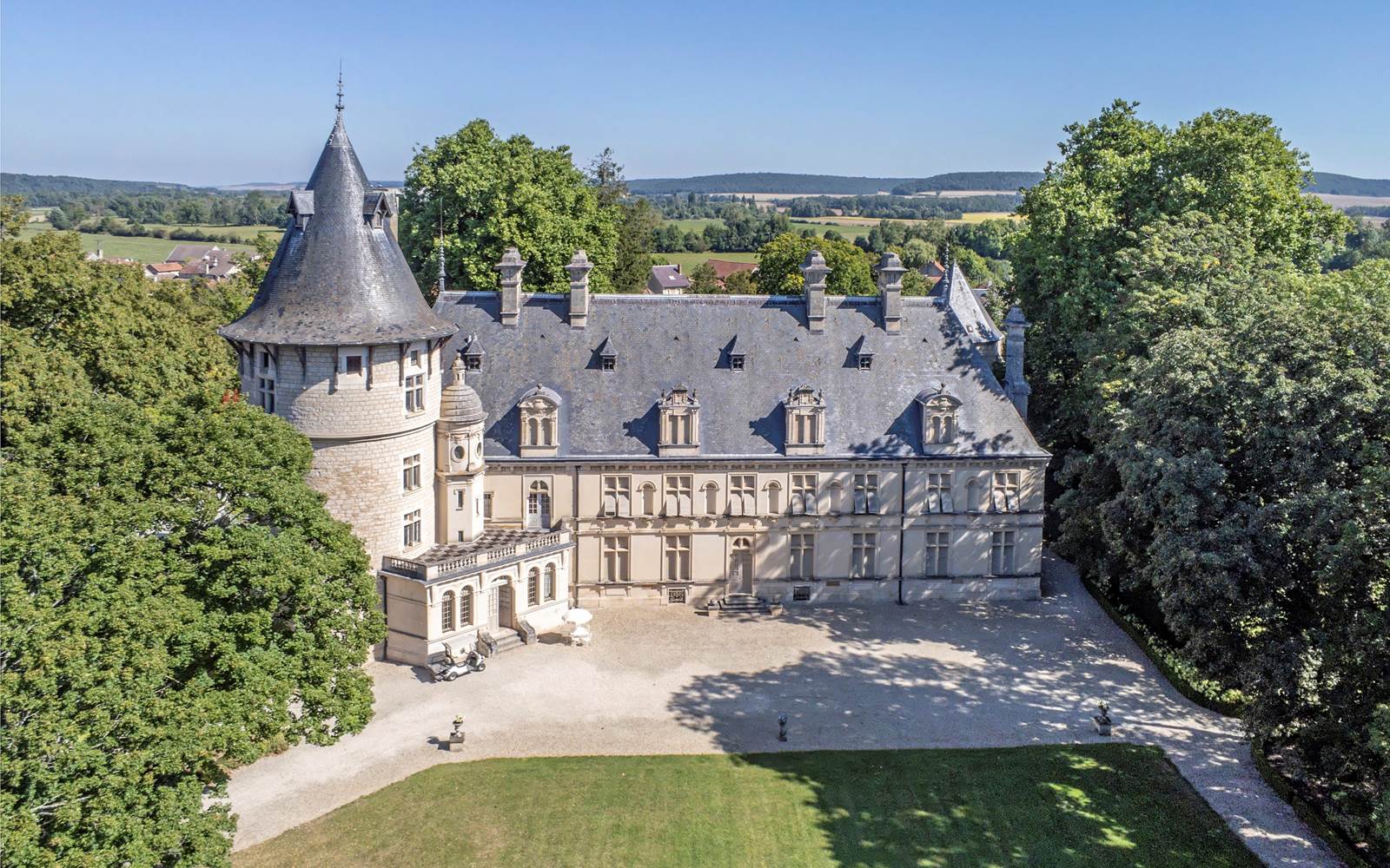 CHATEAU VU DU CIEL - LIONEL LOURDEL