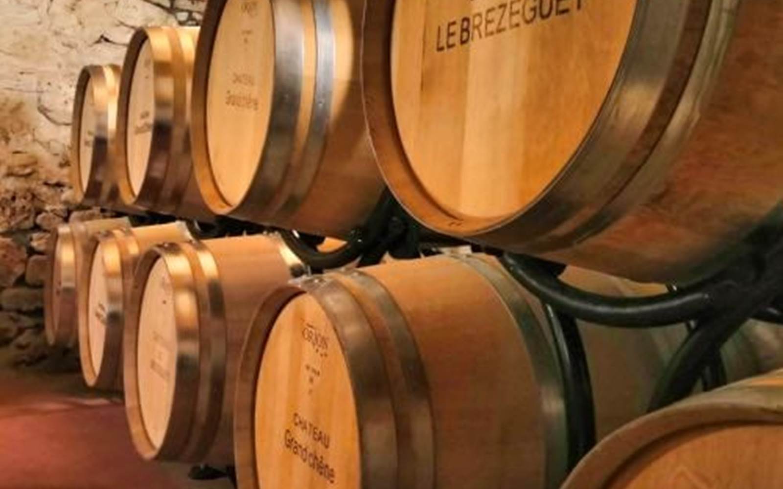 chateau-le-brezeguet-chaix-01