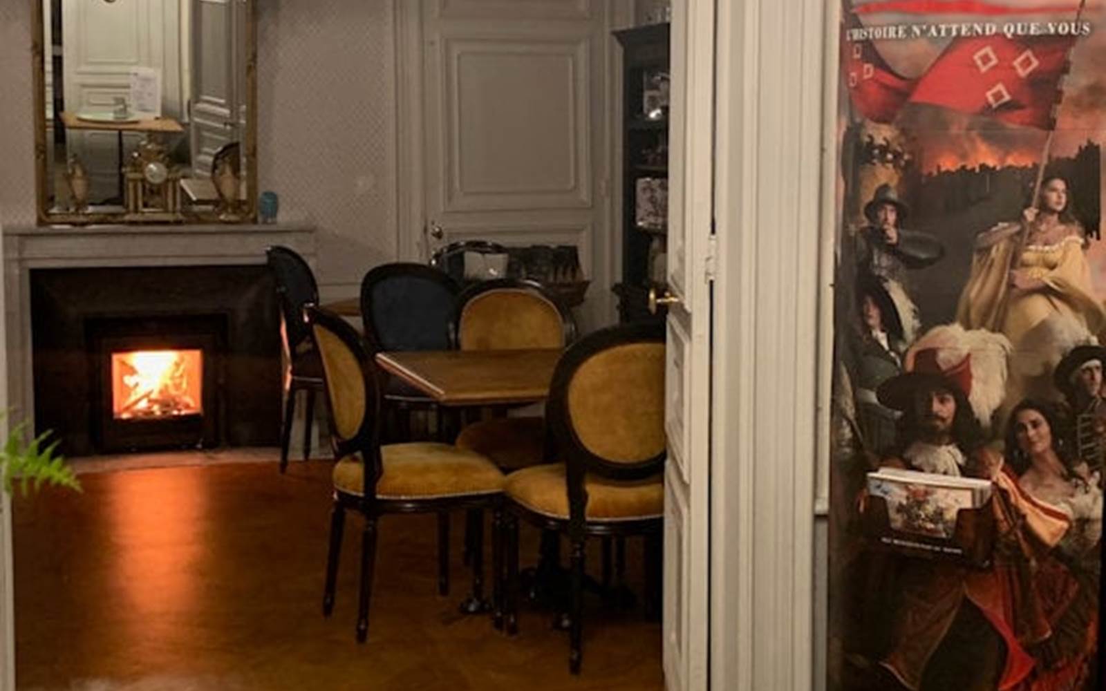 chambre d'hotes puy du fou salon