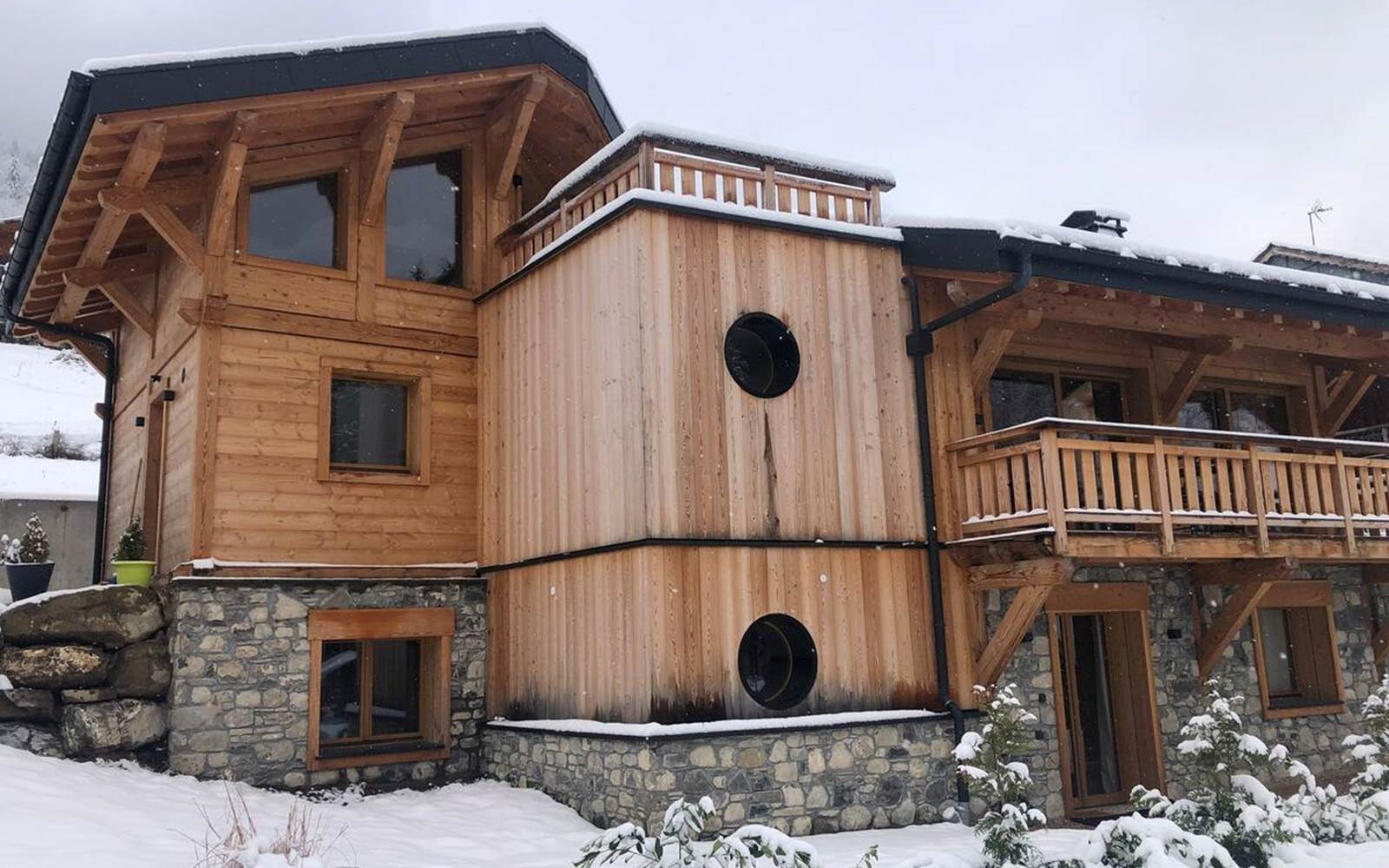 CHALET-PORTESDUSOLEIL-AVORIAZ-MORZINE-FAMILIALE