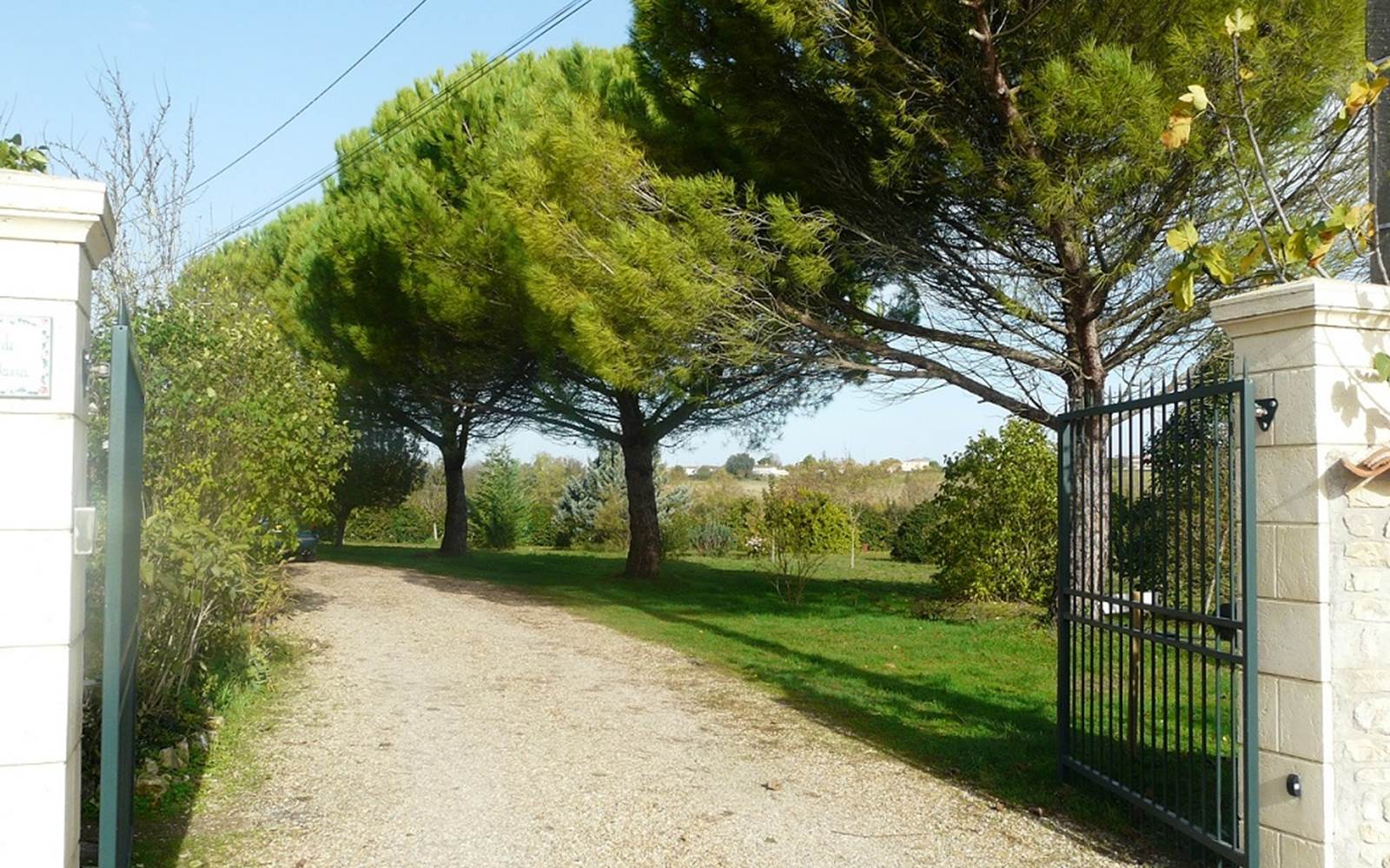 Domaine de Pelouaille - portail d'entrée