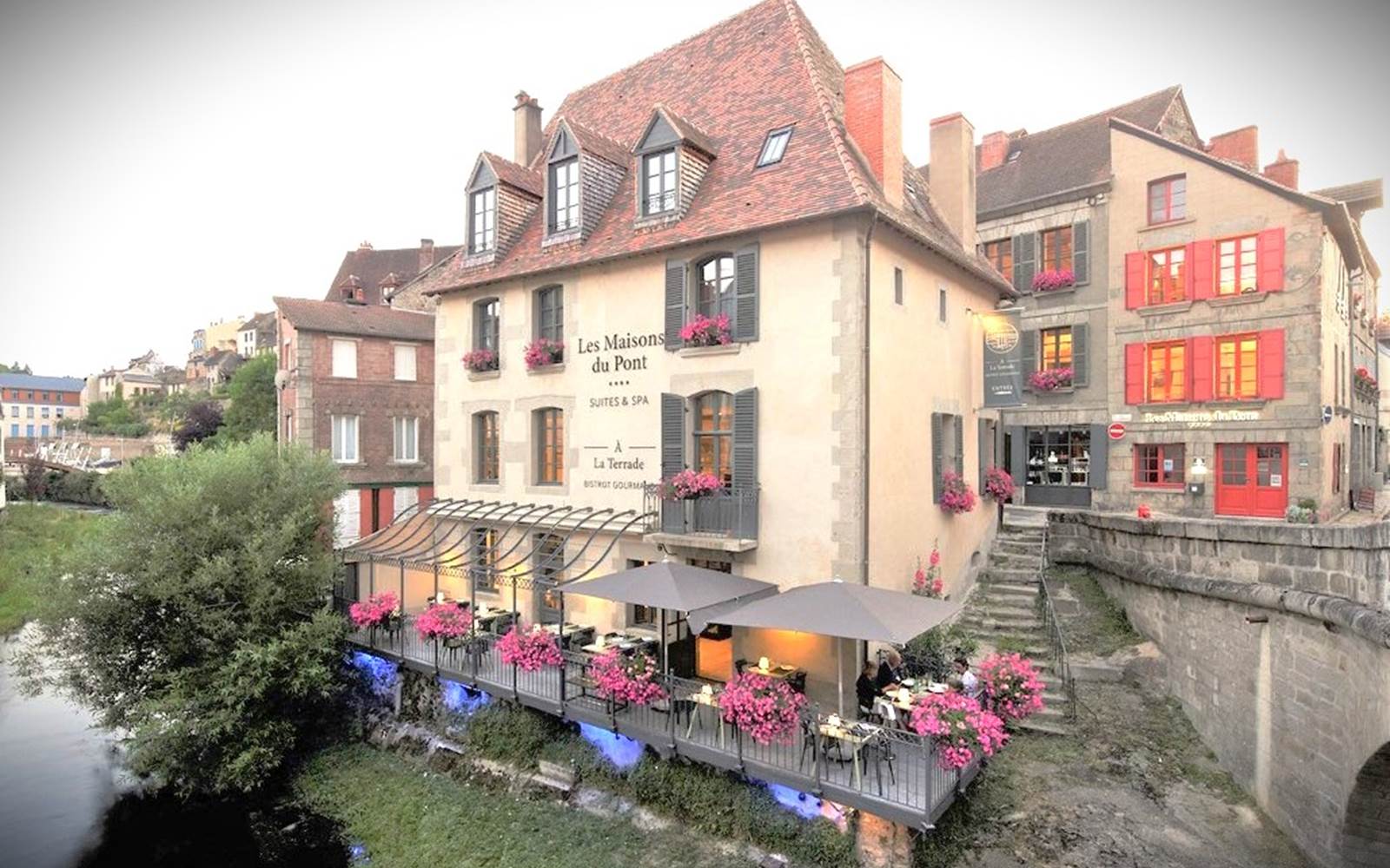 Restaurant bistronomique "A la Terrade" en bord de Creuse à AUBUSSON