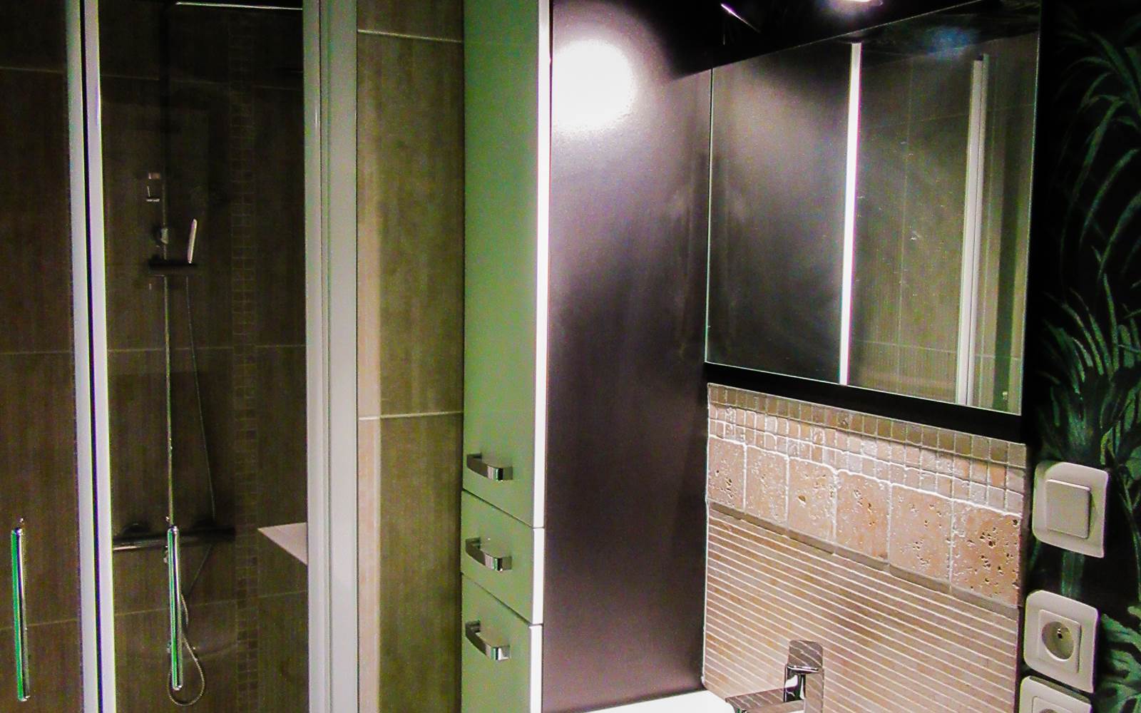 salle de bain "gîte intimité" avec grande douche à l'italienne