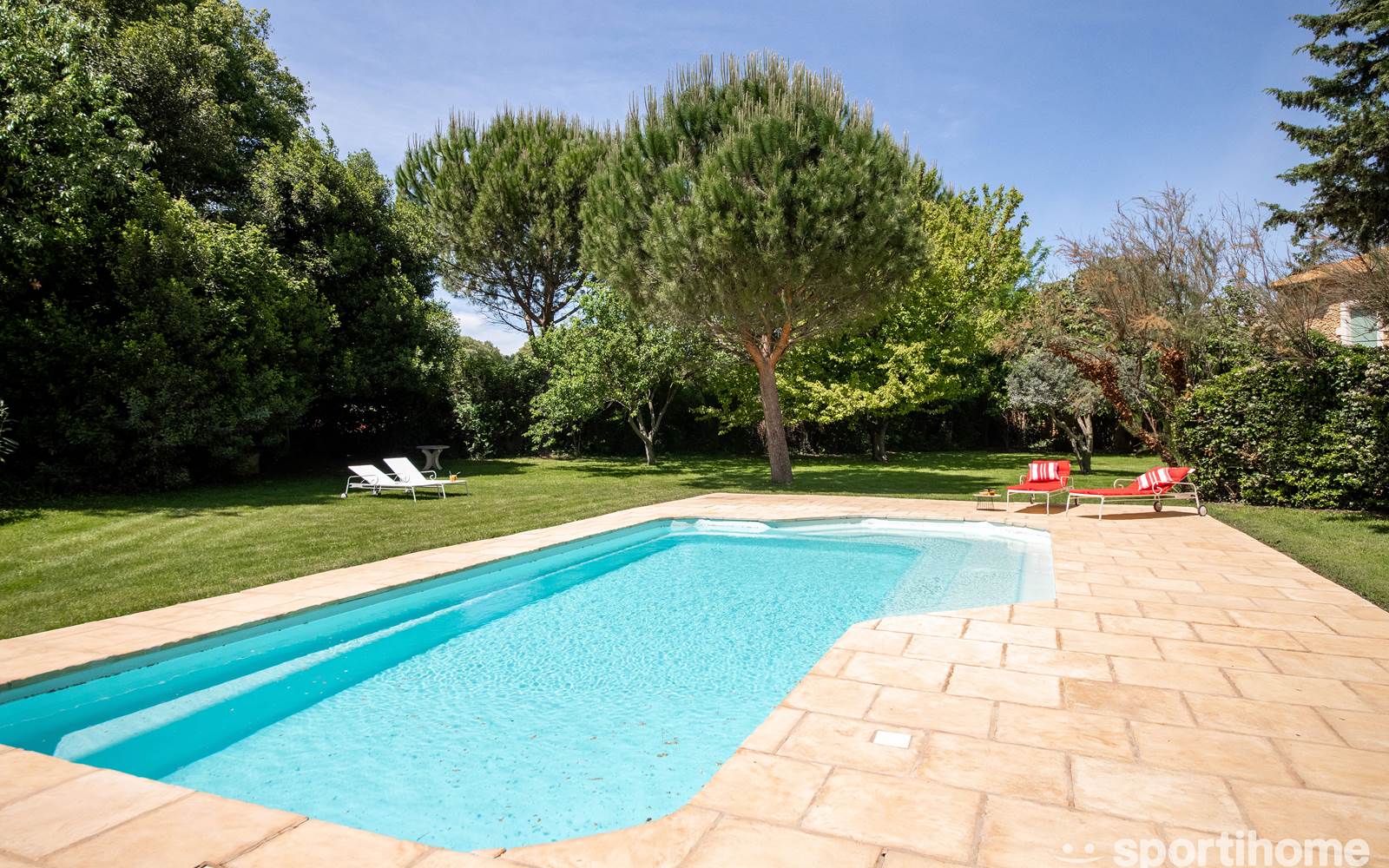Piscine-Mas-de-Martinet