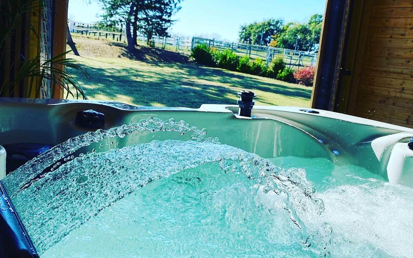 jacuzzi