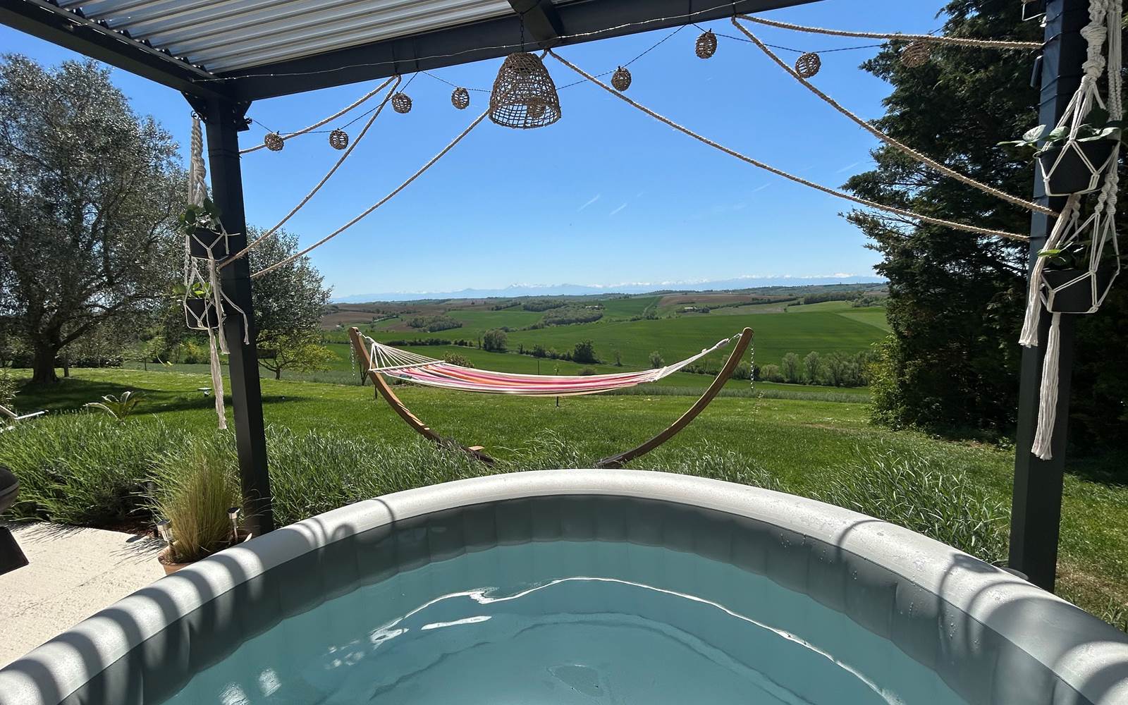 Jacuzzi et piscine