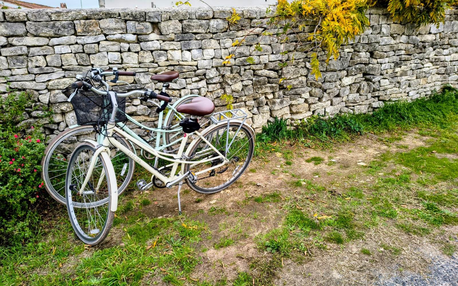 Vélos ELECTRA, en aluminium, légers
