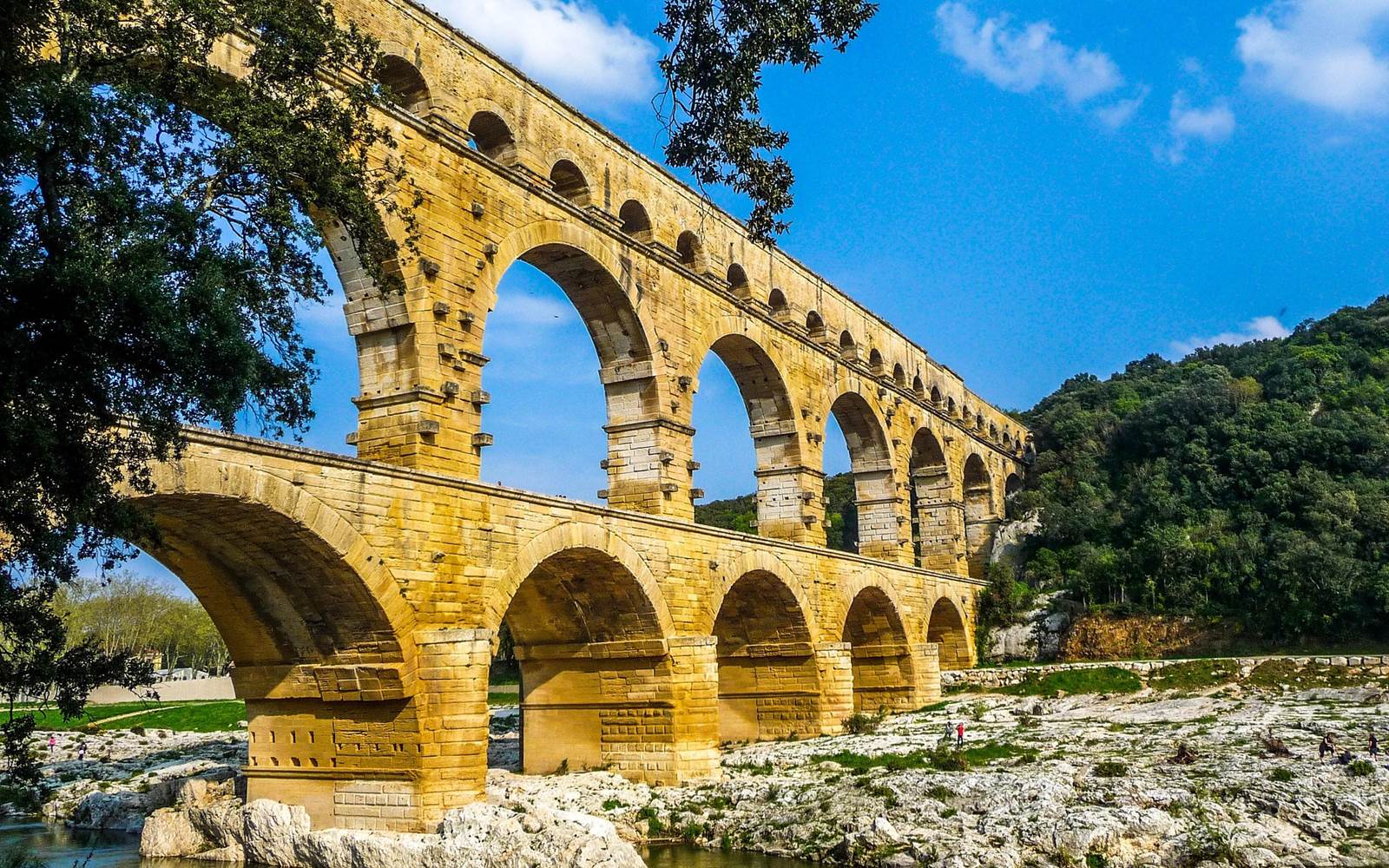 pont-du-gard-2493762_1920
