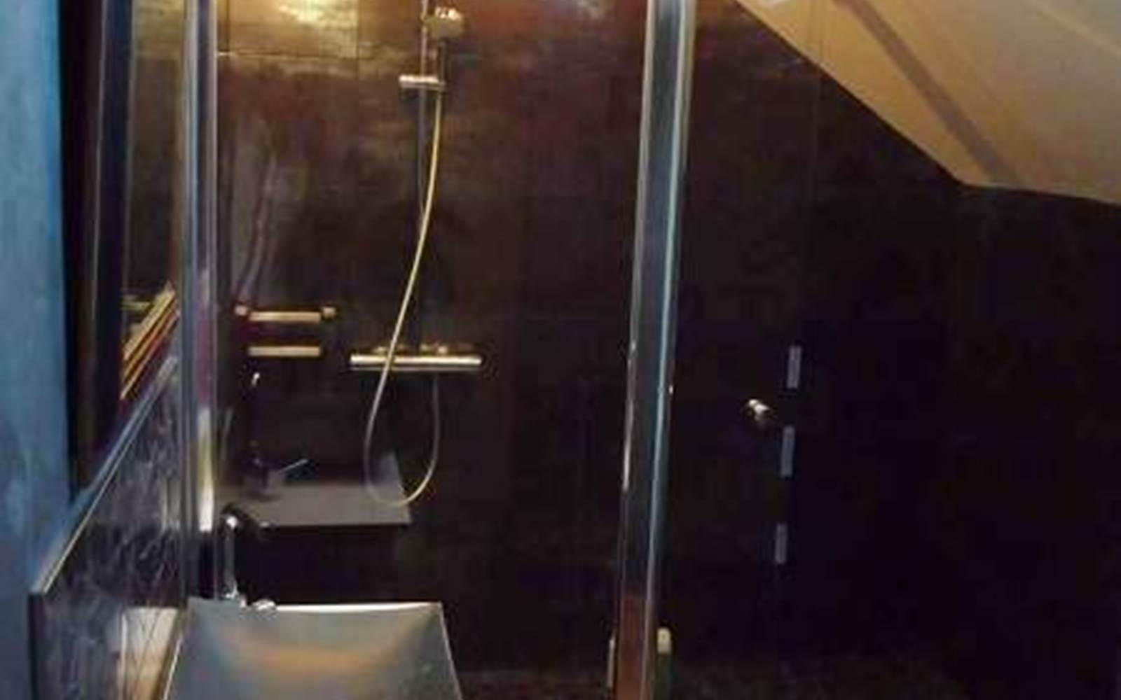 Salle de Bain " La Suite"