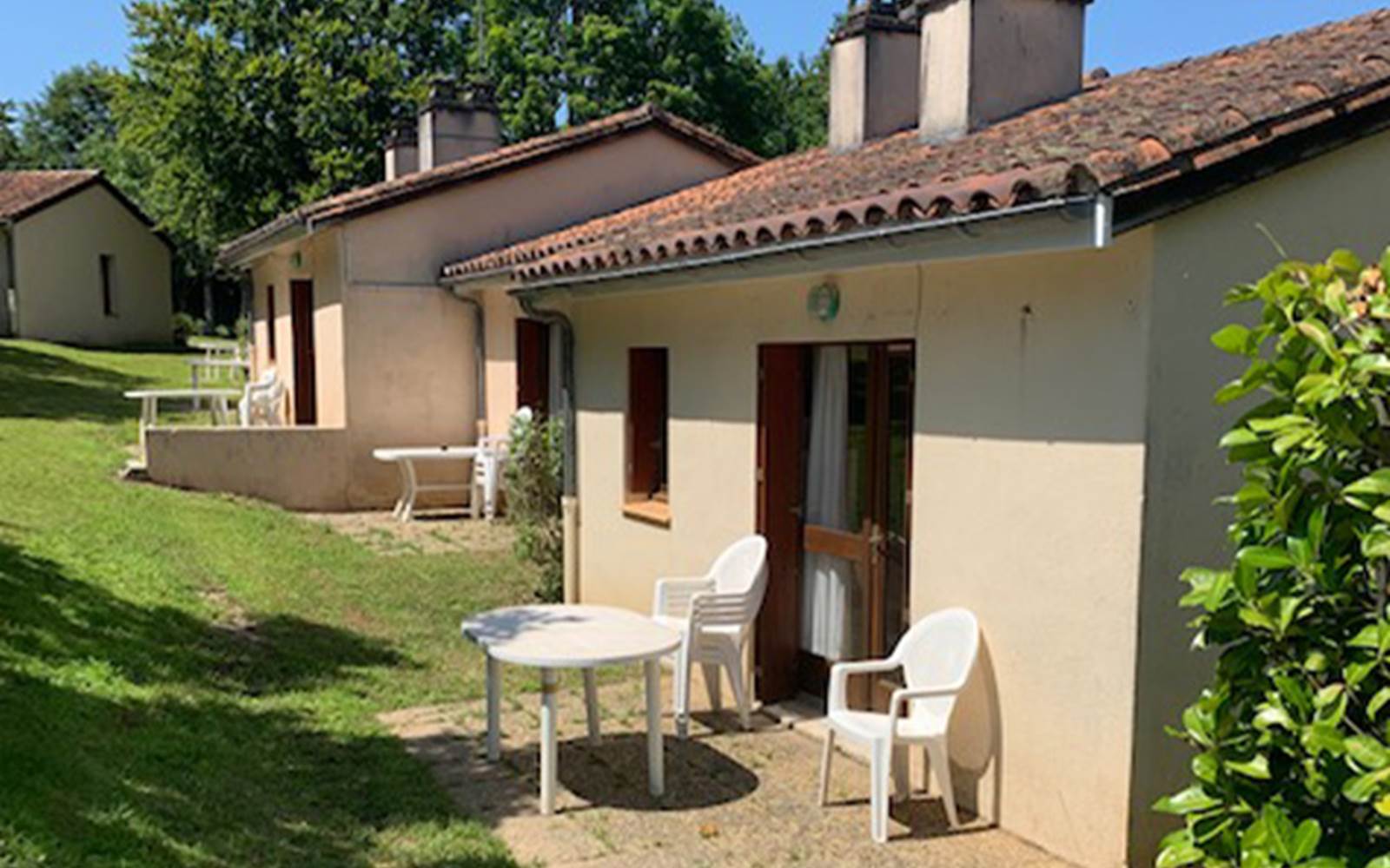 lepetitbois46_Leyme_terrasses_Gîtes 1à3