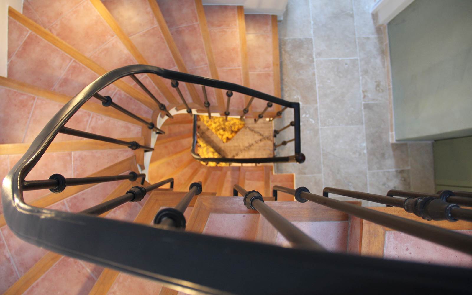 montée d'escalier du Logis